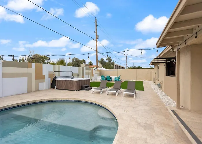 80th Place Holiday home